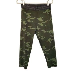 NWOT Good American GA Performance camo leggings